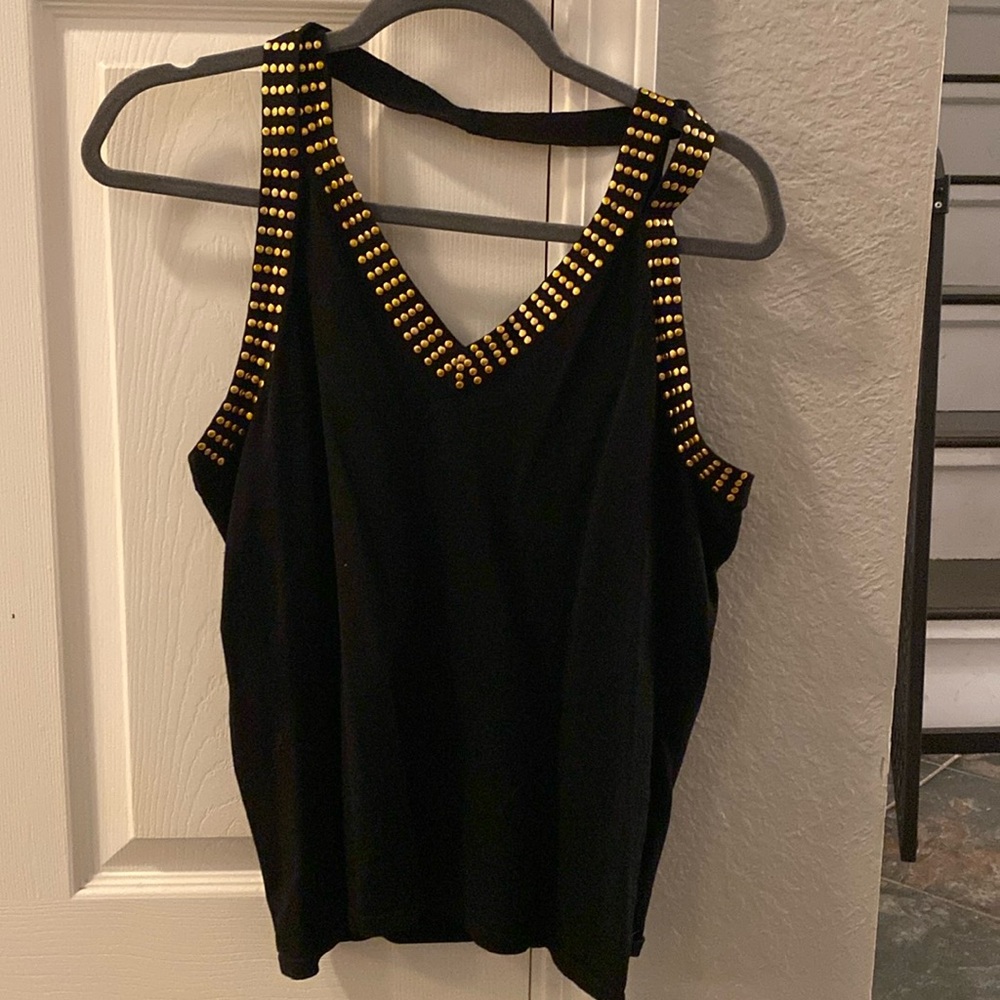 Black sleeveless Cable and Gauge sweater